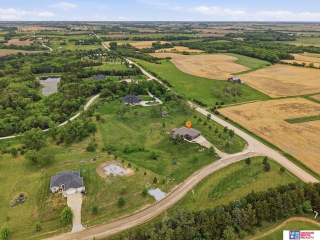 17550 Red Sunset Court, Bennet, NE 68317