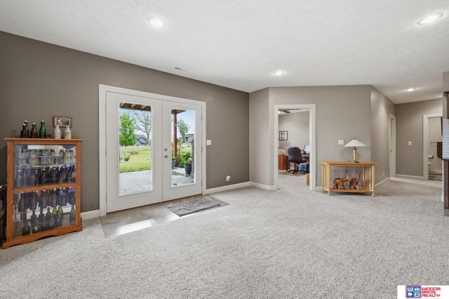 17550 Red Sunset Court, Bennet, NE 68317
