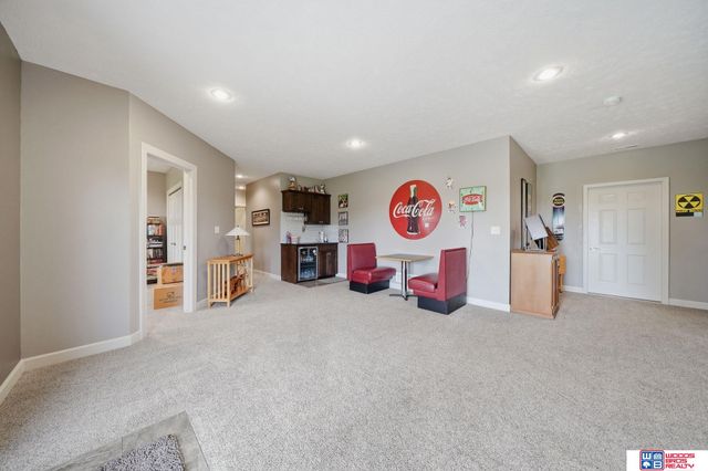 17550 Red Sunset Court, Bennet, NE 68317