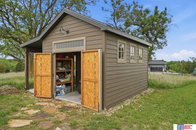 17550 Red Sunset Court, Bennet, NE 68317