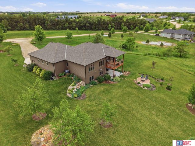 17550 Red Sunset Court, Bennet, NE 68317