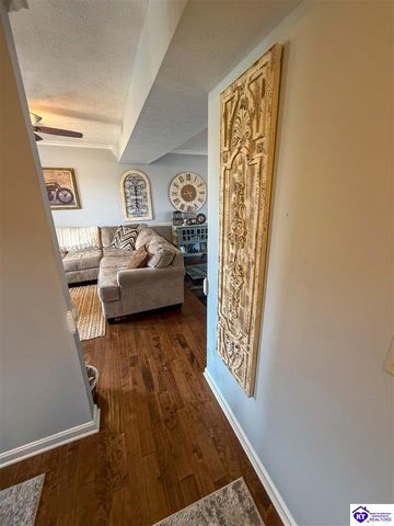 1106 Hutcherson Lane, Elizabethtown, KY 42701