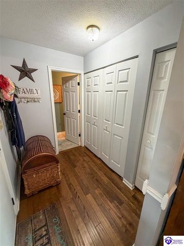 1106 Hutcherson Lane, Elizabethtown, KY 42701