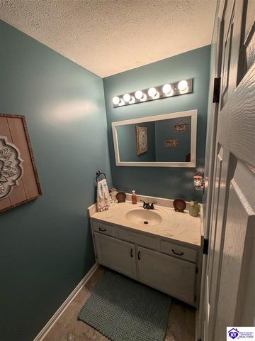 1106 Hutcherson Lane, Elizabethtown, KY 42701