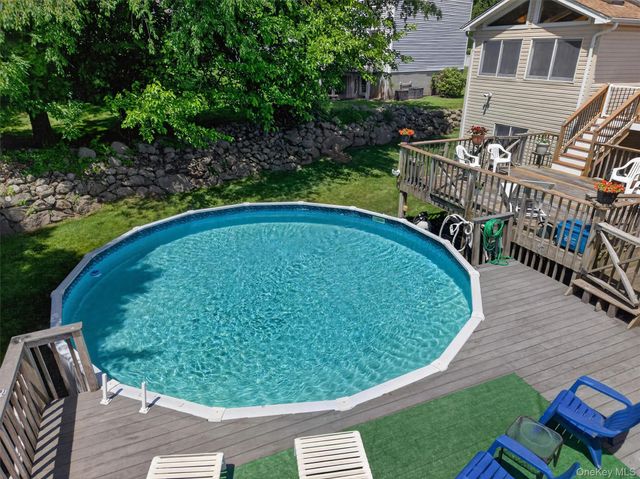 17 McGovern Drive, Garnerville, NY 10923