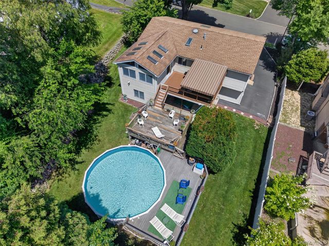 17 McGovern Drive, Garnerville, NY 10923