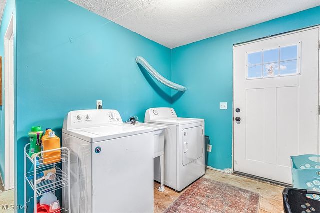 6900 Lake Road, Medina, OH 44256