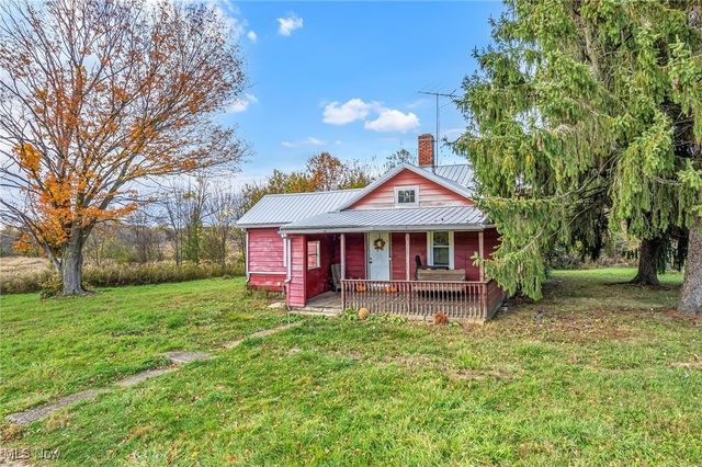 6900 Lake Road, Medina, OH 44256