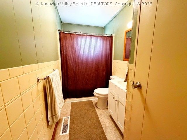 2921 Fitzwater Drive, South Charleston, WV 25303