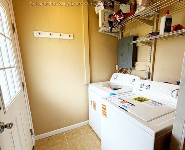 2921 Fitzwater Drive, South Charleston, WV 25303