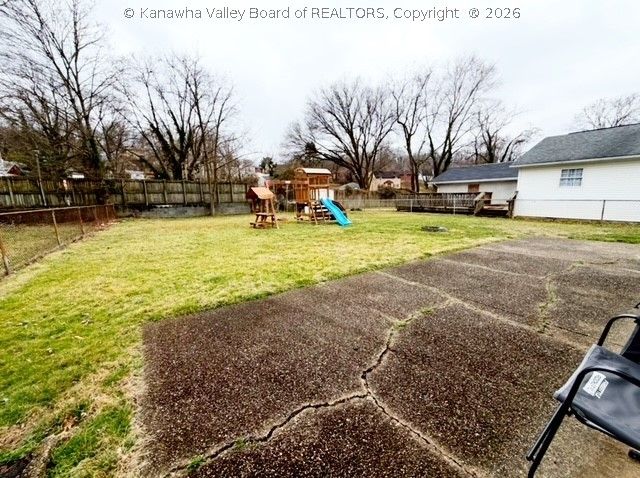 2921 Fitzwater Drive, South Charleston, WV 25303