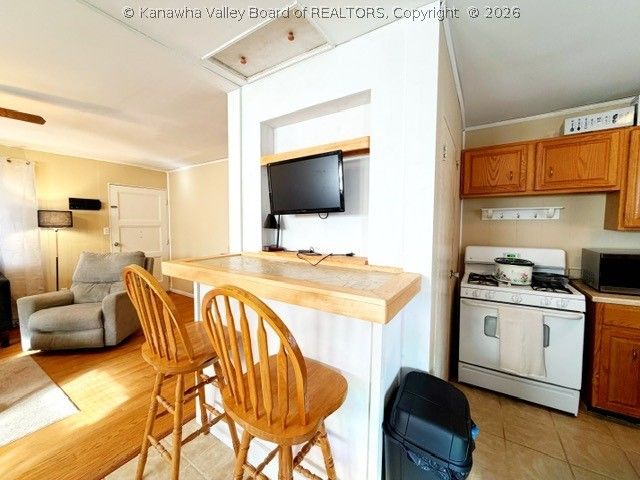 2921 Fitzwater Drive, South Charleston, WV 25303