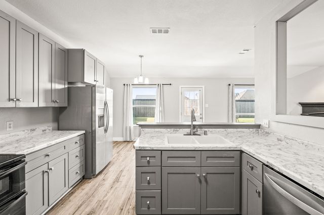 950 W Ash Street, Celina, TX 75009