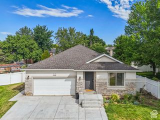 1212 PINEHURST CIR, Farmington, UT 84025