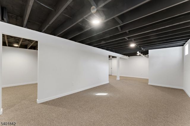 73 Farm Rd Q, Hillsborough Twp., NJ 08844