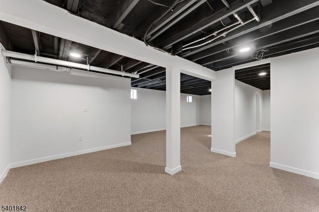 73 Farm Rd Q, Hillsborough Twp., NJ 08844