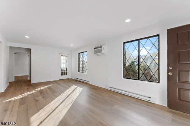 73 Farm Rd Q, Hillsborough Twp., NJ 08844