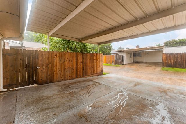 13141 High Star Drive, Houston, TX 77072