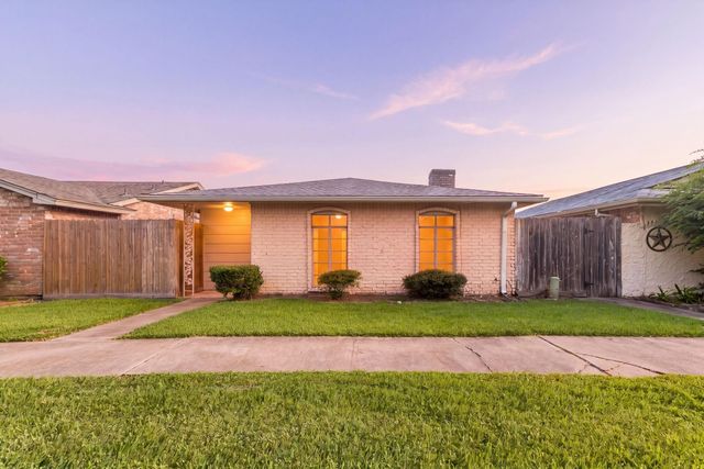 13141 High Star Drive, Houston, TX 77072