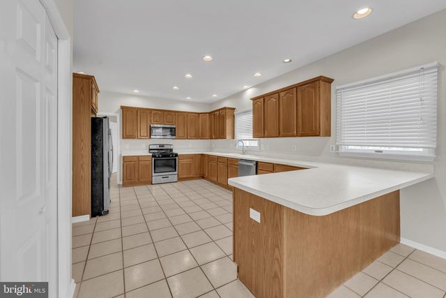 109 SADDLE CT, Mullica Hill, NJ 08062