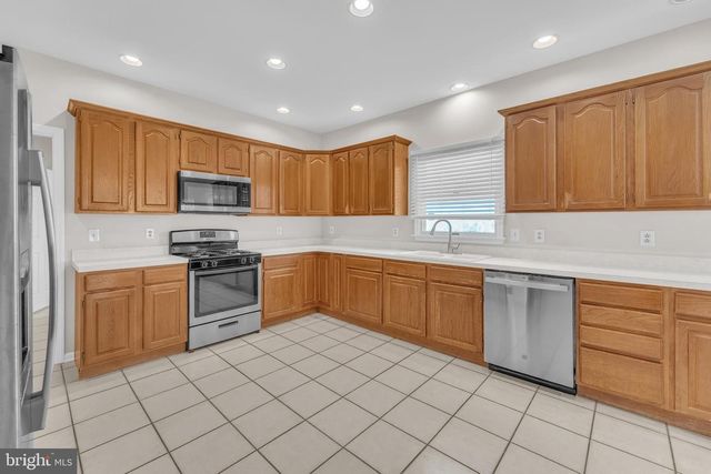 109 SADDLE CT, Mullica Hill, NJ 08062