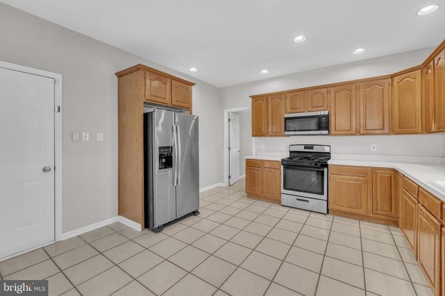 109 SADDLE CT, Mullica Hill, NJ 08062