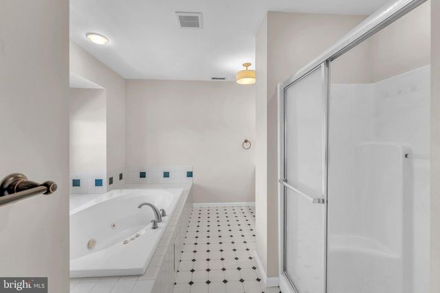 109 SADDLE CT, Mullica Hill, NJ 08062