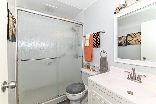 6829 W Kinnickinnic River PARKWAY, Milwaukee, WI 53219