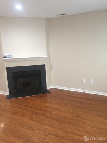 94 tennyson Drive 94, Plainsboro, NJ 08536