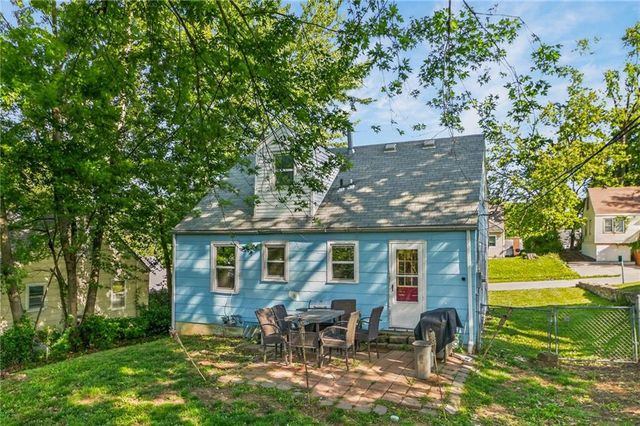 656 Thornton Street, Liberty, MO 64068