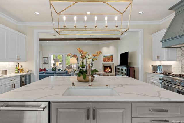 608 Morningside, Terrell Hills, TX 78209