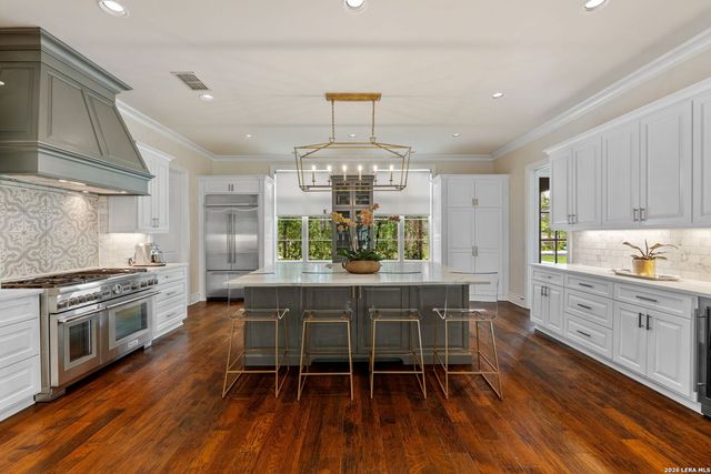 608 Morningside, Terrell Hills, TX 78209