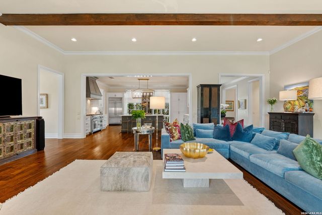 608 Morningside, Terrell Hills, TX 78209