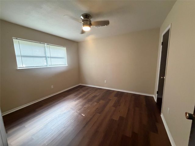3117 Pine Acres Drive, Conroe, TX 77384