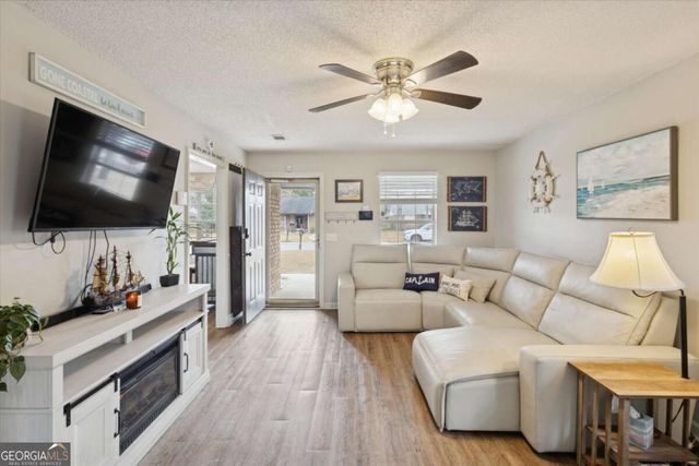 1238 Dhurahn Drive, Hinesville, GA 31313