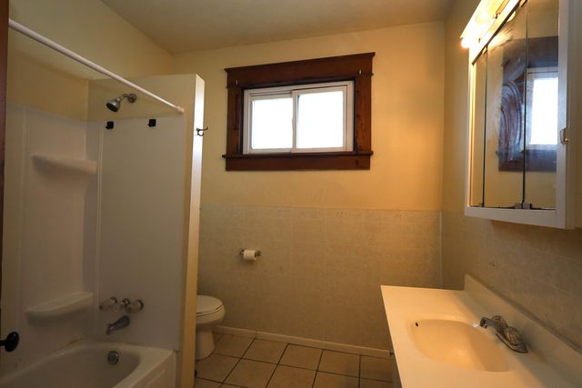 111 E Lamartine Street, Mount Vernon, OH 43050