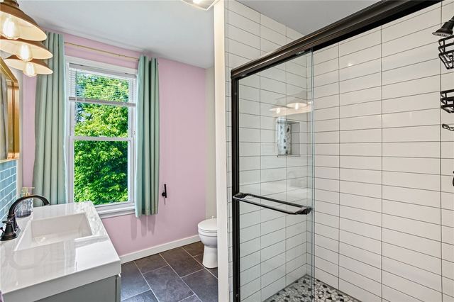 2012 Collingwood Ave, Swissvale, PA 15218