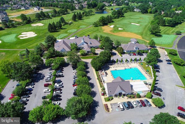 789 WOODFIELD DR, Lititz, PA 17543