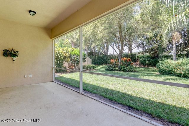 5209 Eleuthra Circle, Vero Beach, FL 32967
