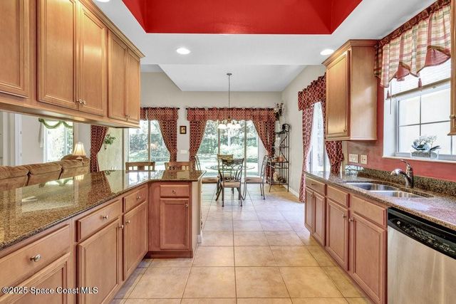 5209 Eleuthra Circle, Vero Beach, FL 32967