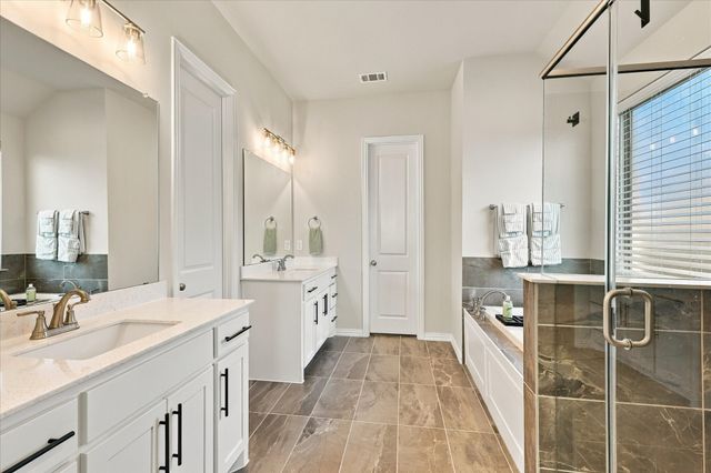 137 Chisos Court, Rhome, TX 76078