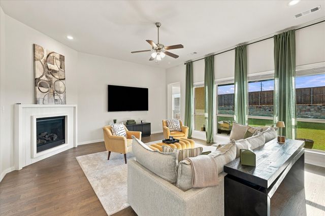 137 Chisos Court, Rhome, TX 76078