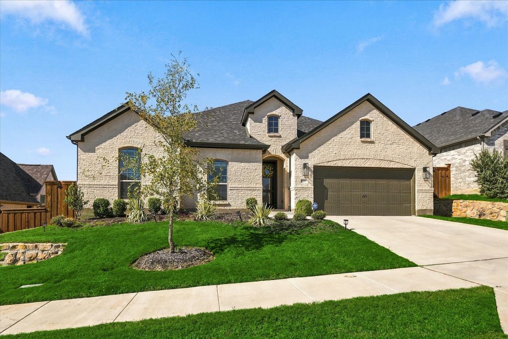137 Chisos Court, Rhome, TX 76078 — photo 4