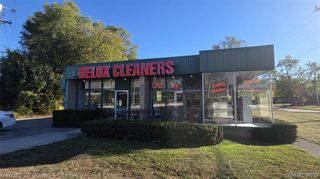 32065 Grand River Avenue, Farmington, MI 48336