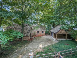 2580 Lakeshore Drive, Saugatuck Twp, MI 49408