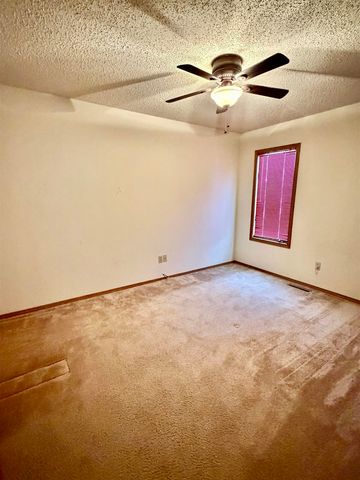 3001 W Savannah Ave, Wichita, KS 67217