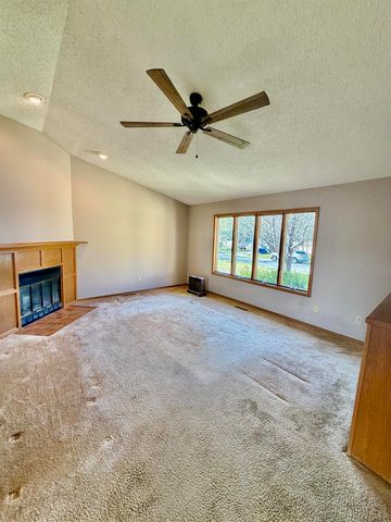 3001 W Savannah Ave, Wichita, KS 67217