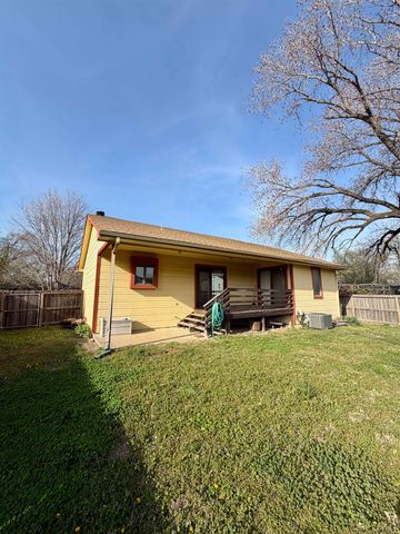 3001 W Savannah Ave, Wichita, KS 67217
