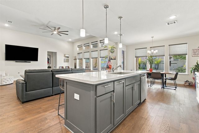 2901 Woodhill Way, Northlake, TX 76247