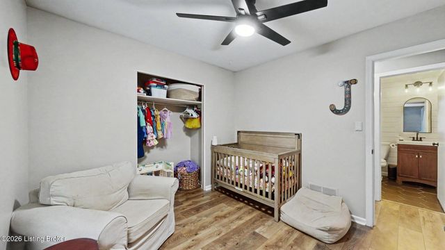 2306 Allegheny Dr, Jeffersontown, KY 40299